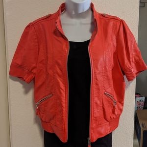 Red short-sleeved leather jacket